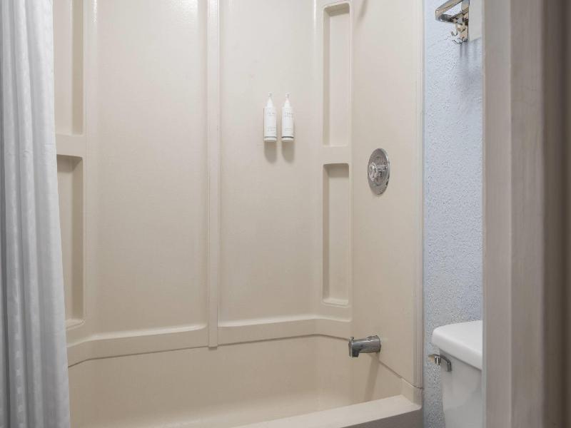 Days Inn By Wyndham Charlotte University image