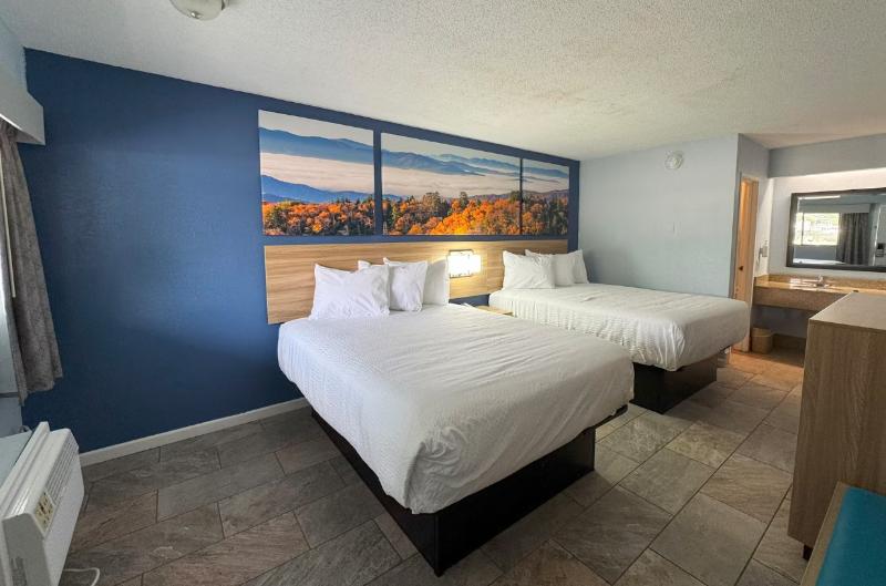 Days Inn By Wyndham Charlotte University - Image 5