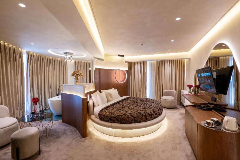 Mattis Hotel image