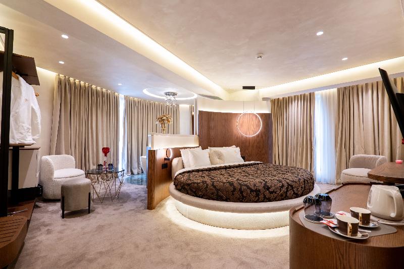 Mattis Hotel image