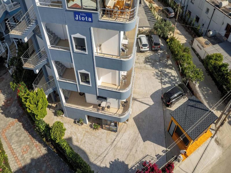 Villa Jiota image
