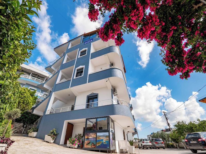 Villa Jiota image