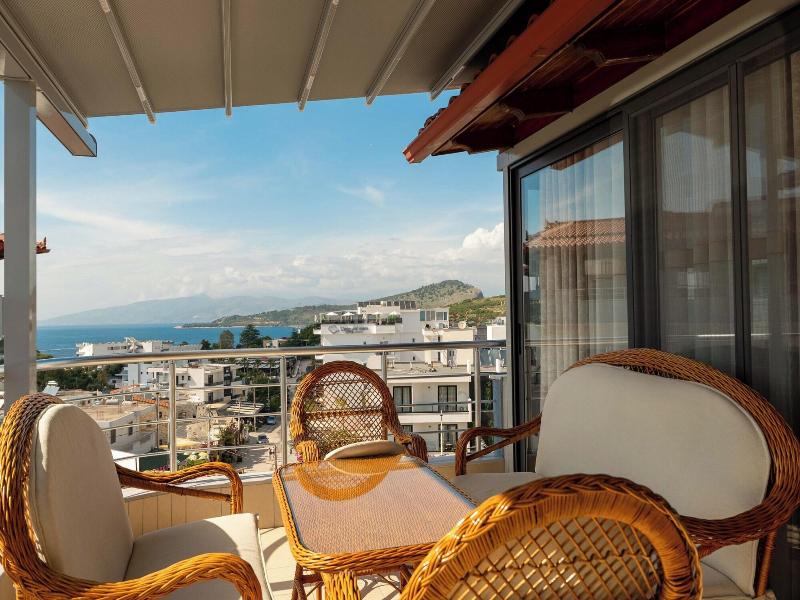 Villa Jiota image