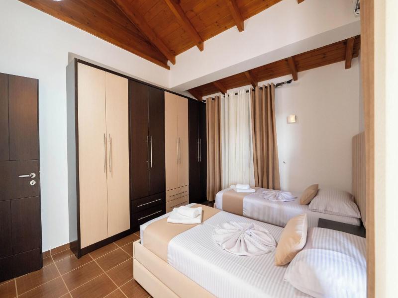 Villa Jiota image