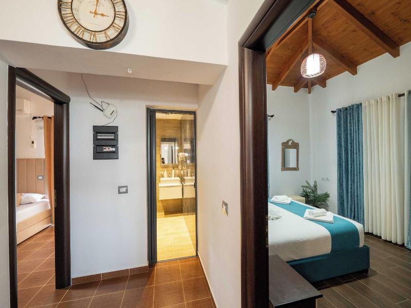Villa Jiota image