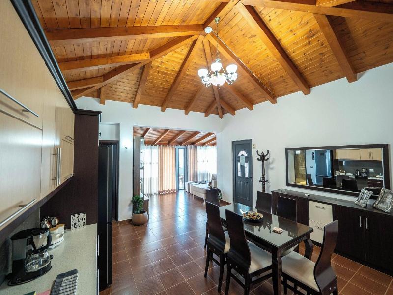 Villa Jiota image