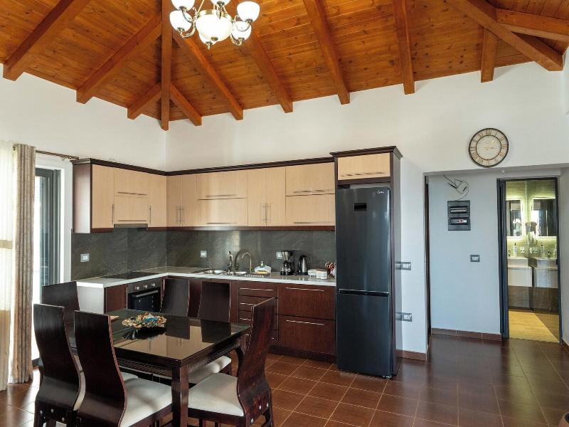 Villa Jiota image