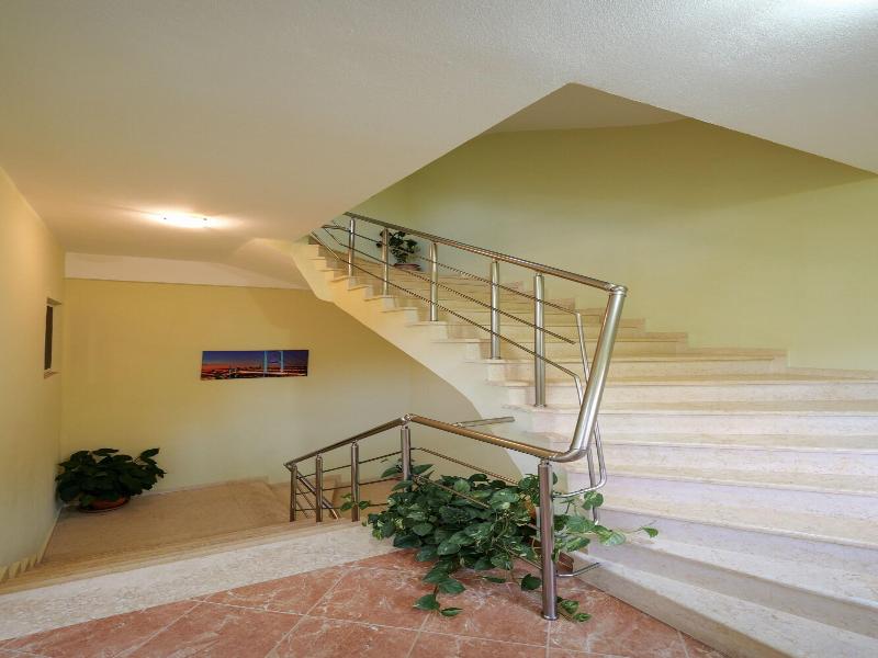 Unico Aparthotel image