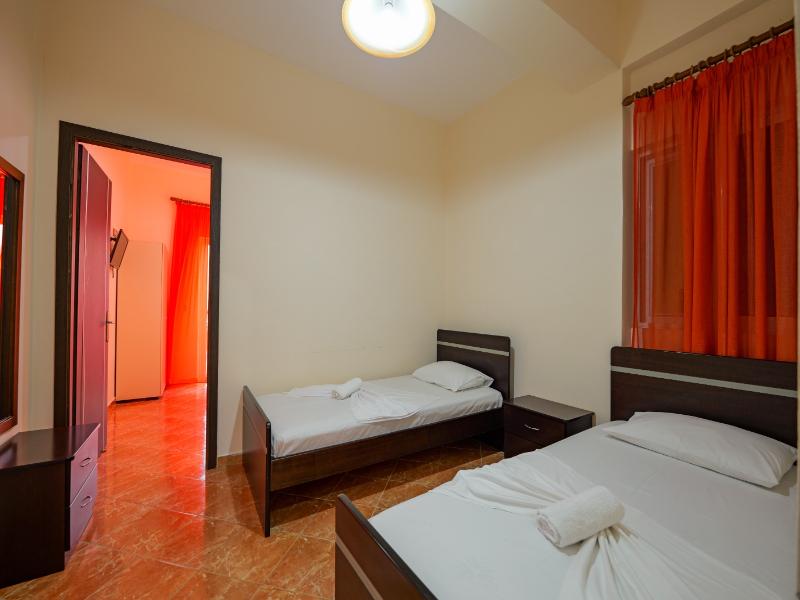 Unico Aparthotel image