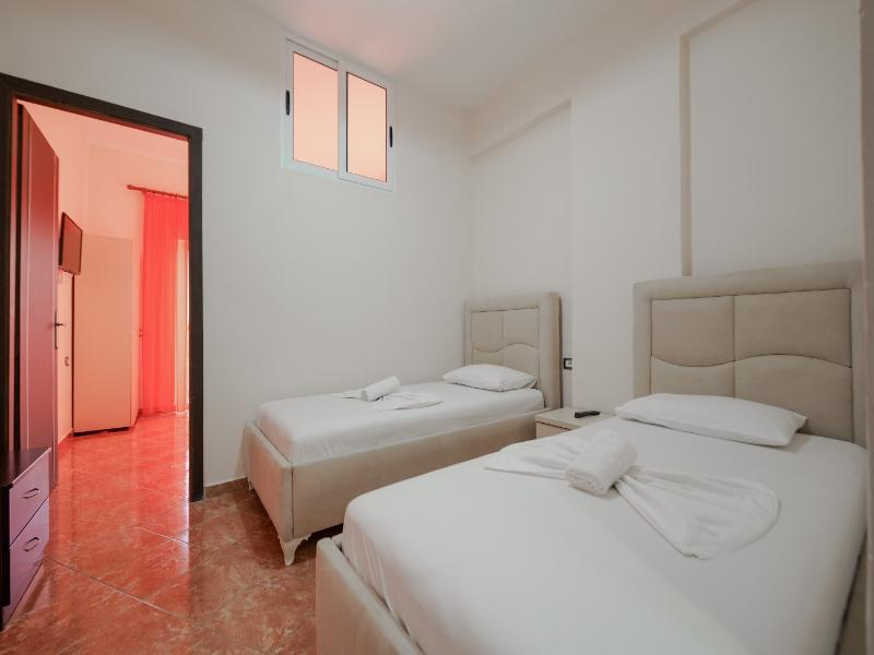 Unico Aparthotel image