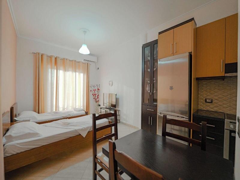 Unico Aparthotel image