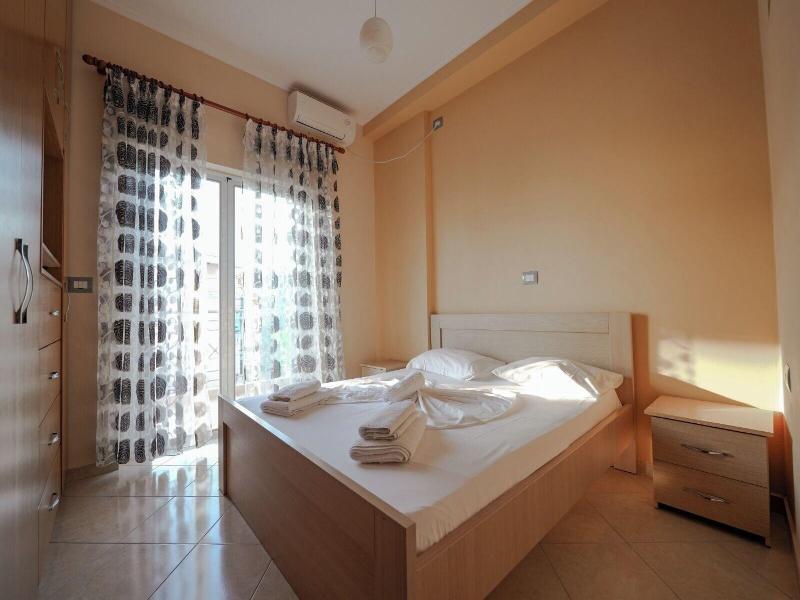 Unico Aparthotel image