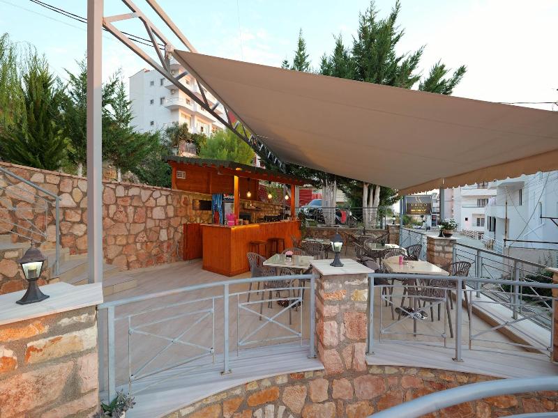 Unico Aparthotel image