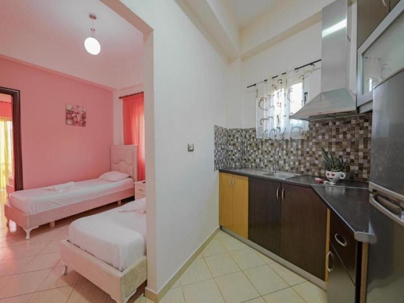 Unico Aparthotel image