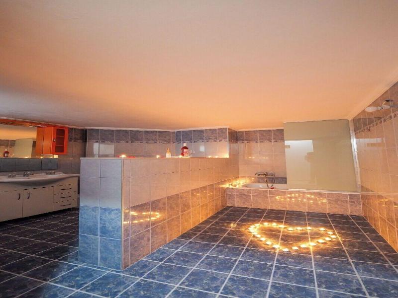 Unico Aparthotel image
