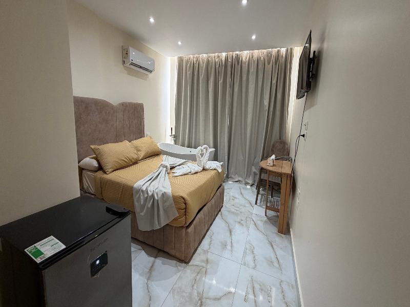 Amon Ra Hotel image