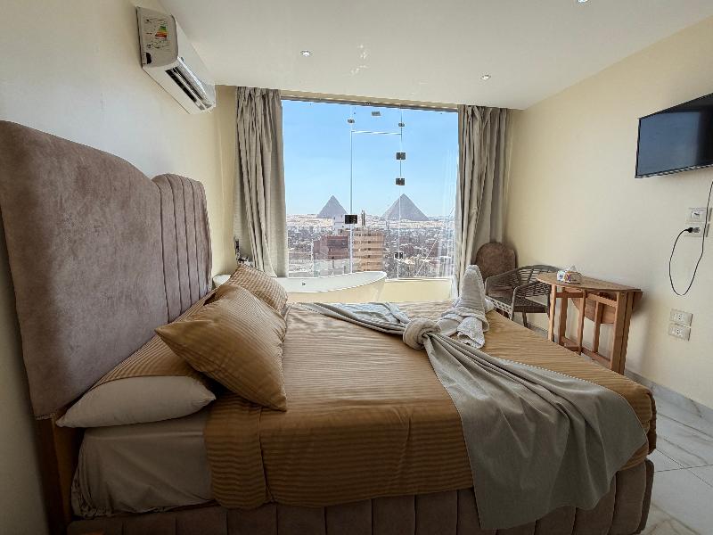 Amon Ra Hotel image
