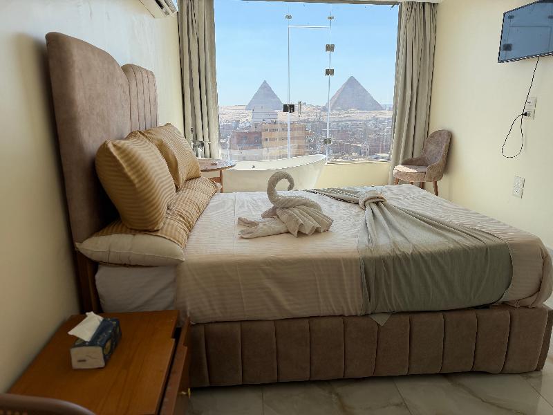 Amon Ra Hotel image
