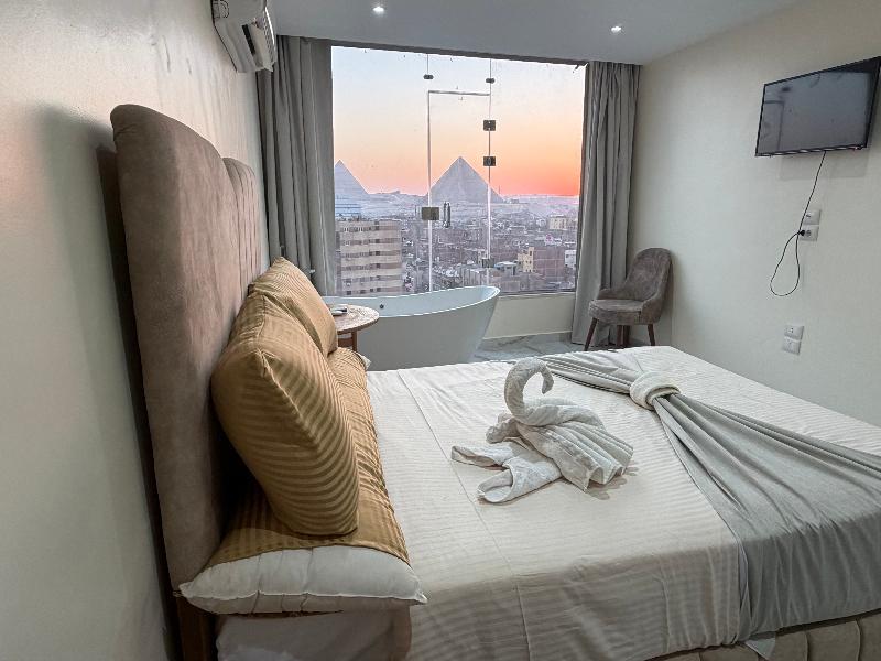 Amon Ra Hotel image
