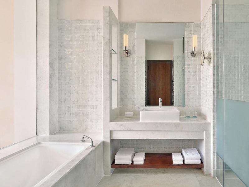 Le Meridien Jaipur image