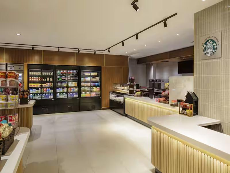 Hilton Arlington Rosslyn The Key - Image 6