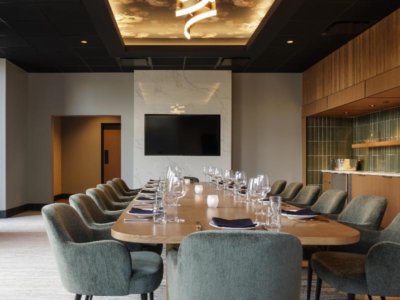 Hilton Arlington Rosslyn The Key image