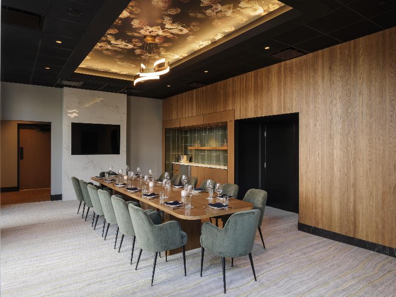 Hilton Arlington Rosslyn The Key image