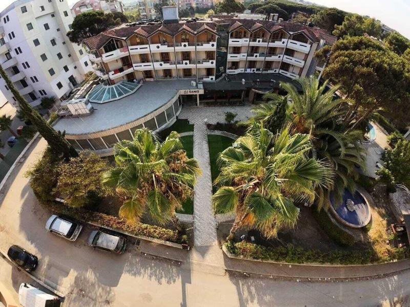 Danis Hotel