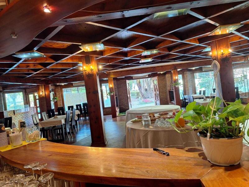 Danis Hotel