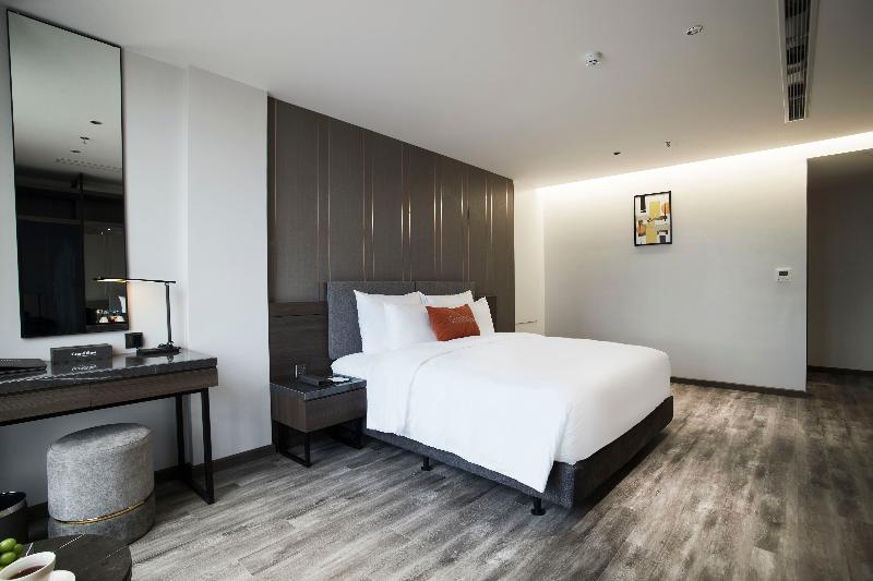 Grandview Hotel & Residence image