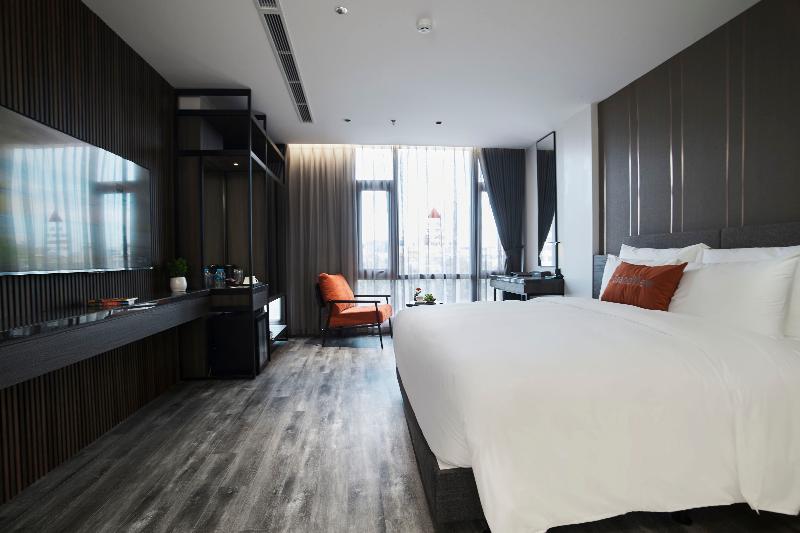 Grandview Hotel & Residence image