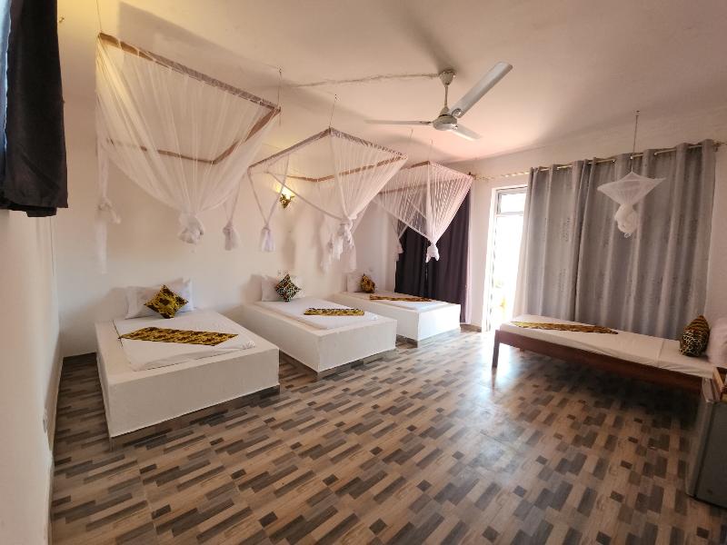 Karibu House Paje image