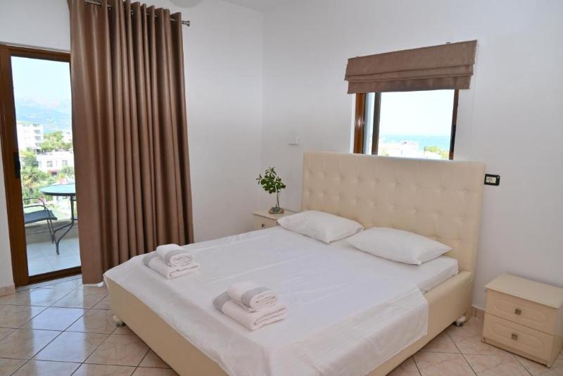 Hotel Marku image