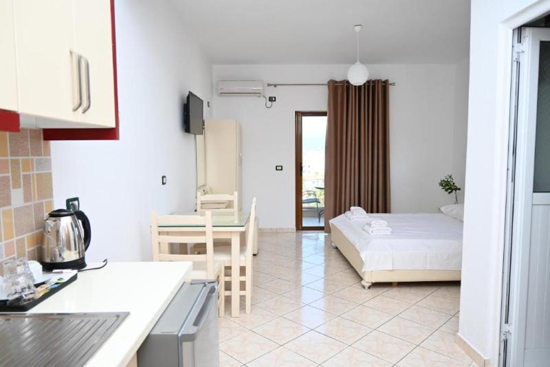 Hotel Marku image