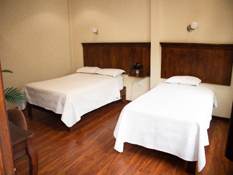Hotel & Suites El Quijote image