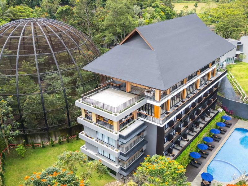 Mercure Cibadak Sukabumi Resort image