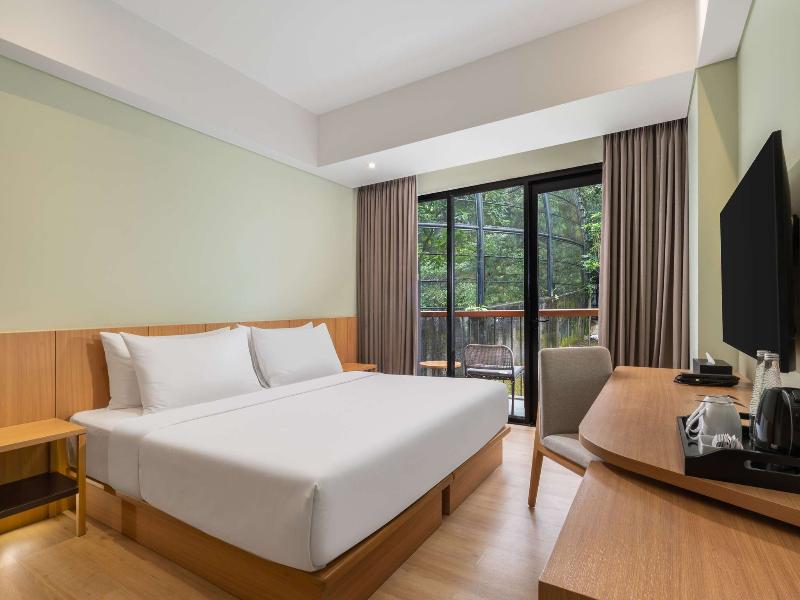 Mercure Cibadak Sukabumi Resort image