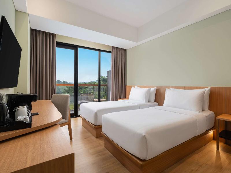 Mercure Cibadak Sukabumi Resort image