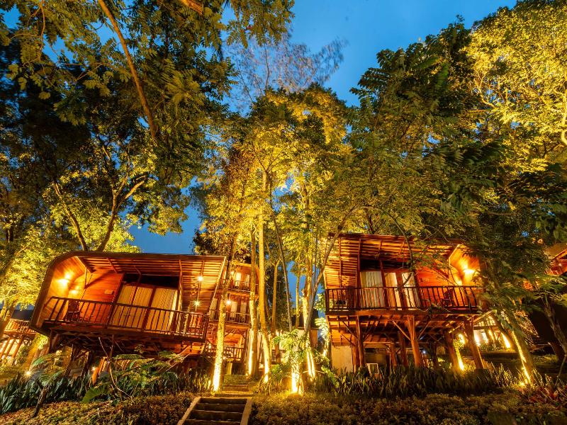 Mercure Cibadak Sukabumi Resort image