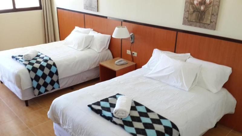 Express Inn Coronado & Camping image