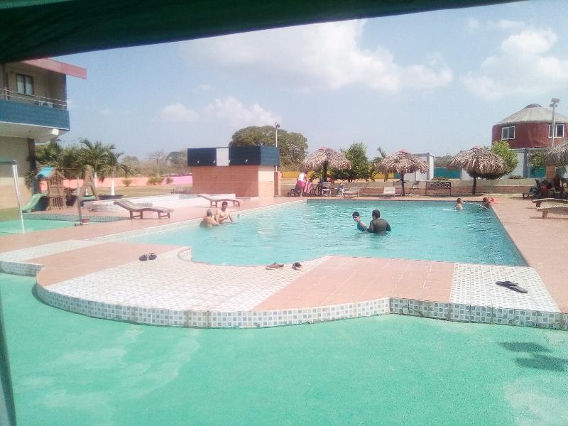 Express Inn Coronado & Camping image