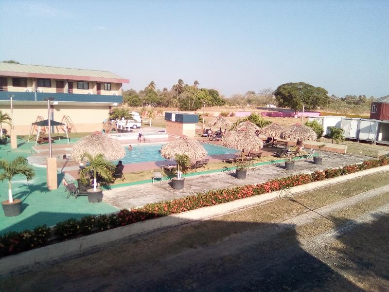 Express Inn Coronado & Camping image