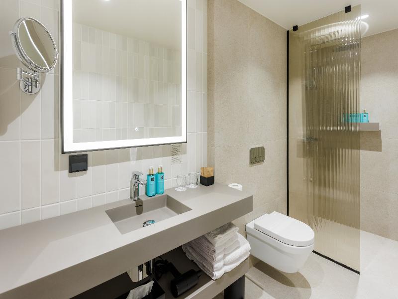 Novotel Tallinn image