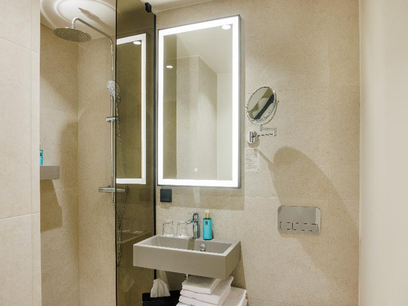 Novotel Tallinn image