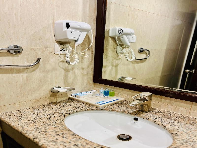 Hotel Hillview Islamabad image