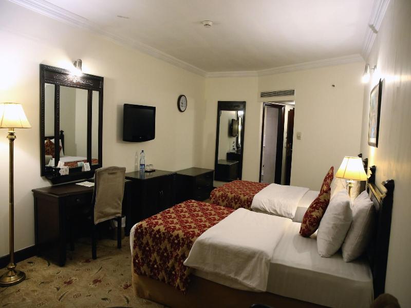 Hotel Hillview Islamabad image