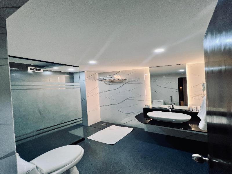 Hotel Hillview Islamabad image