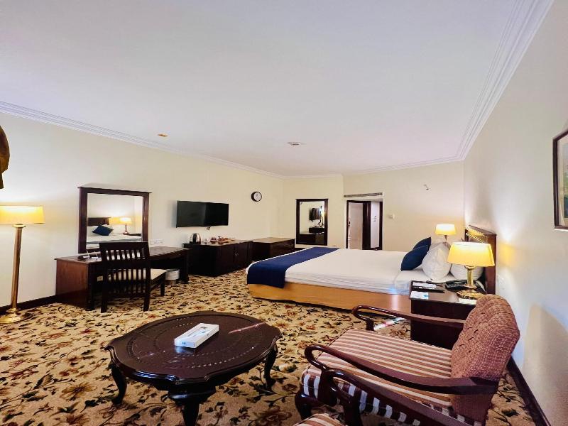 Hotel Hillview Islamabad image