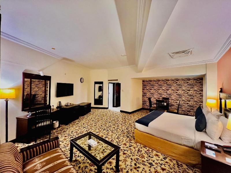 Hotel Hillview Islamabad image