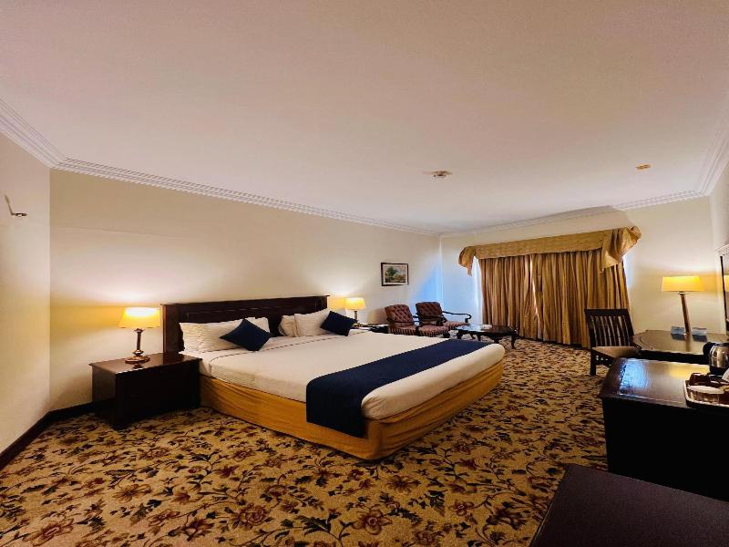 Hotel Hillview Islamabad image